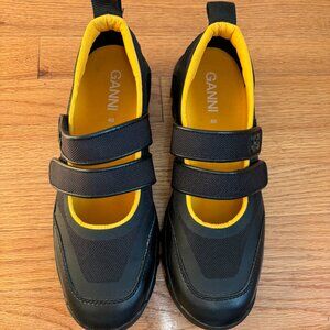 GANNI Performance Mary Janes - size 40 (10W)